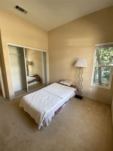Craigslist rooms for rent ventura - two bedrooms and one bathroom for rent in. 10/23 · 2br · Woodland, ca. $950. no image. Master Bedroom, Private Bath 2br/2ba $1050/month. 10/23 · 2br 1020ft2 · Rocklin - Sierra College. $1,050. 1 - 120 of 699. sacramento rooms & shares - craigslist.